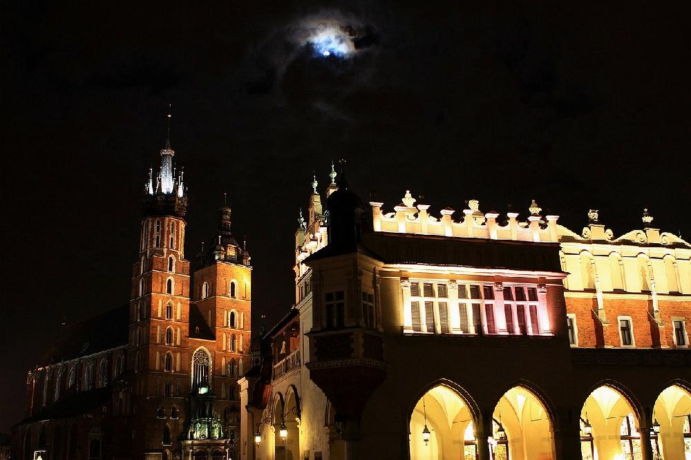 Jak zaplanować wycieczkę po Krakowie?